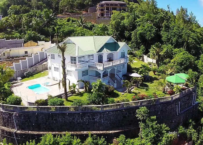 Bel Age Anse Royale